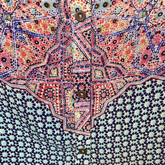 NWOT Anthropologie Maeve Sidney Silk Mosaic Button Back Top in Blue Combo Size 6 - Picture 4 of 9